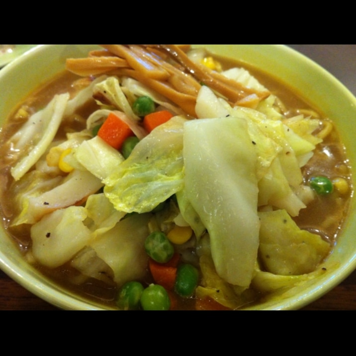 野菜たっぷり！味噌ラーメン